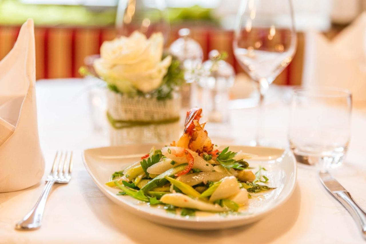 Hotel Restaurant Sonne Генгенбах Экстерьер фото